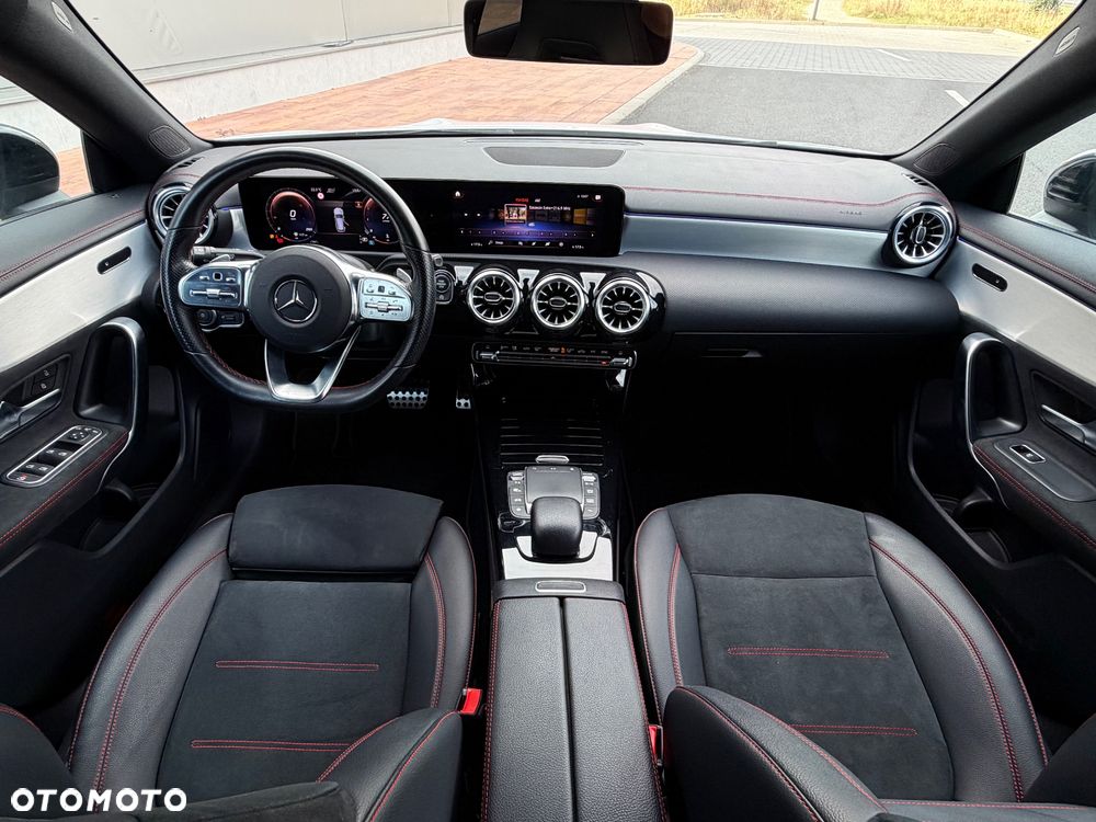 Mercedes-Benz CLA 200 7G-DCT AMG Line - 7