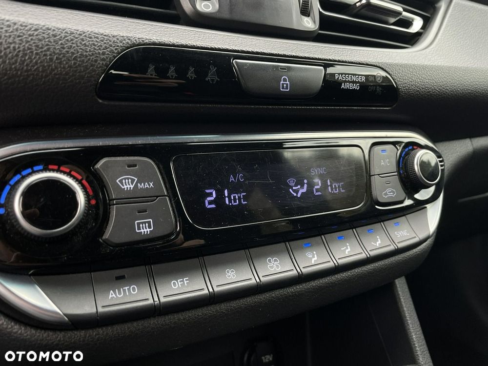 Hyundai i30 - 27