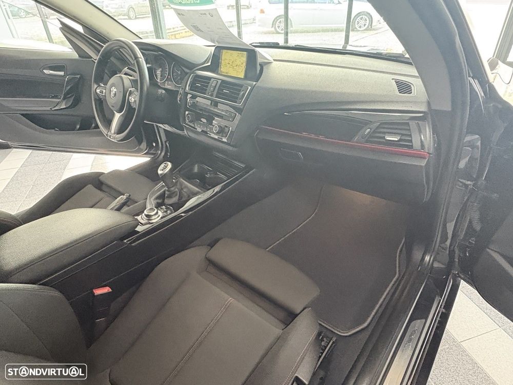 BMW 218 d Coupe Line Sport - 25