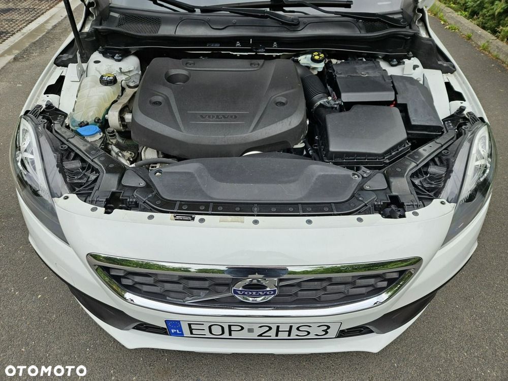 Volvo V40 D2 Drive-E Momentum - 28