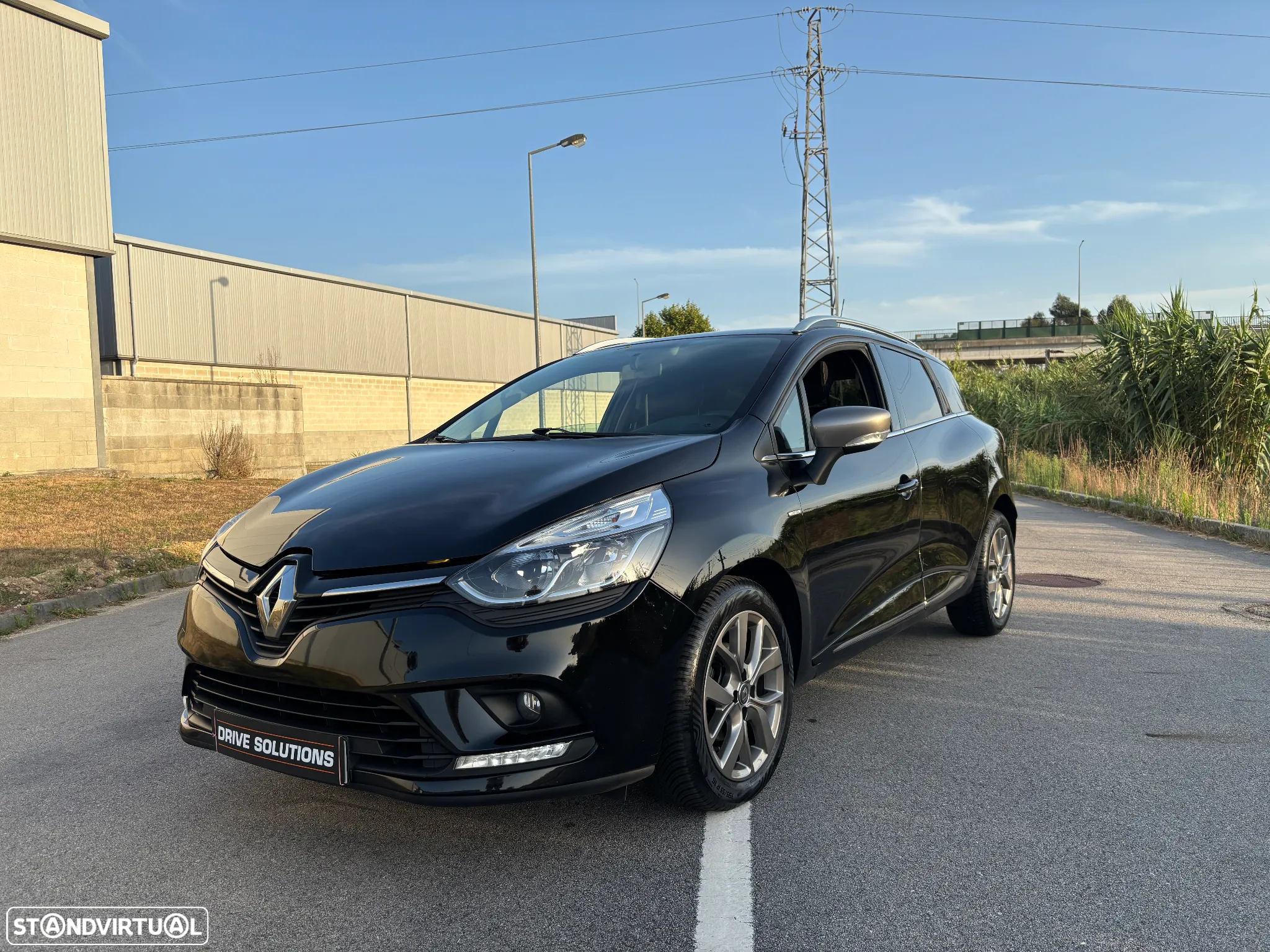 Renault Clio Sport Tourer 0.9 TCe Limited Edition - 14