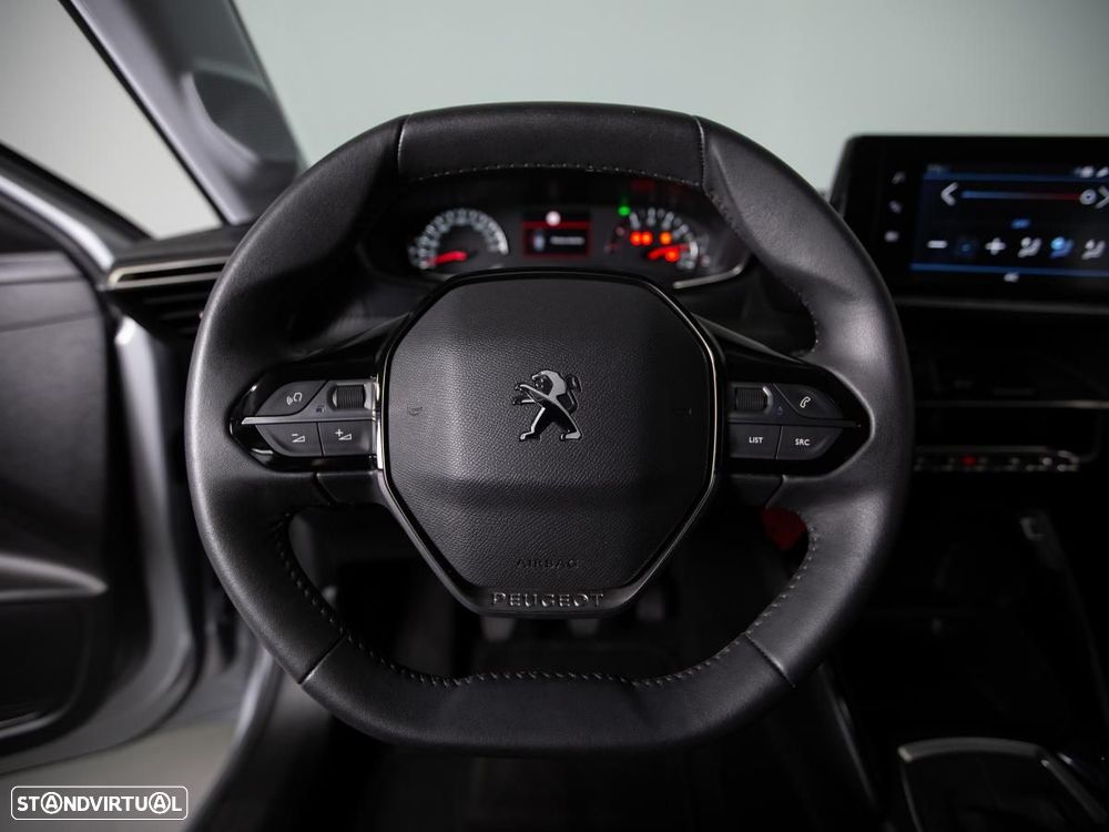 Peugeot 208 1.2 PureTech Active Pack — fotografia 16