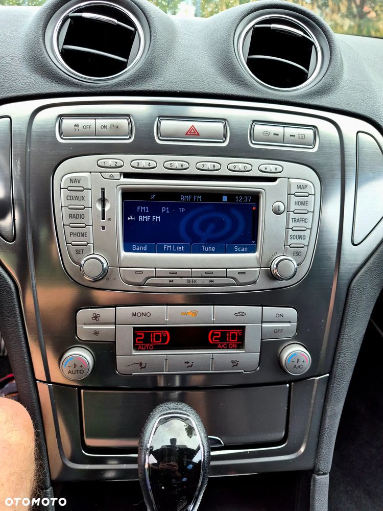 Ford Mondeo 2.0 TDCi Ambiente - 7