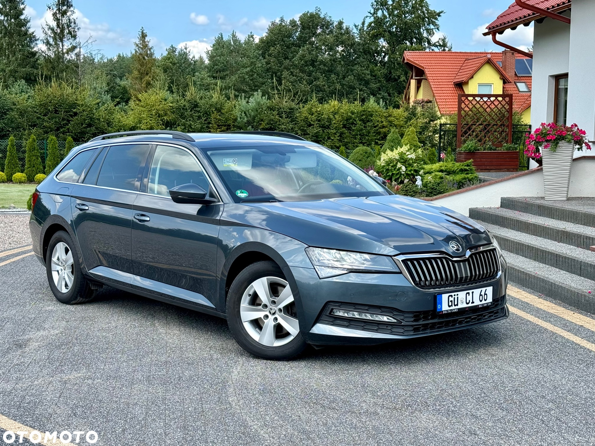 Skoda Superb 2.0 TDI DSG Ambition - 10