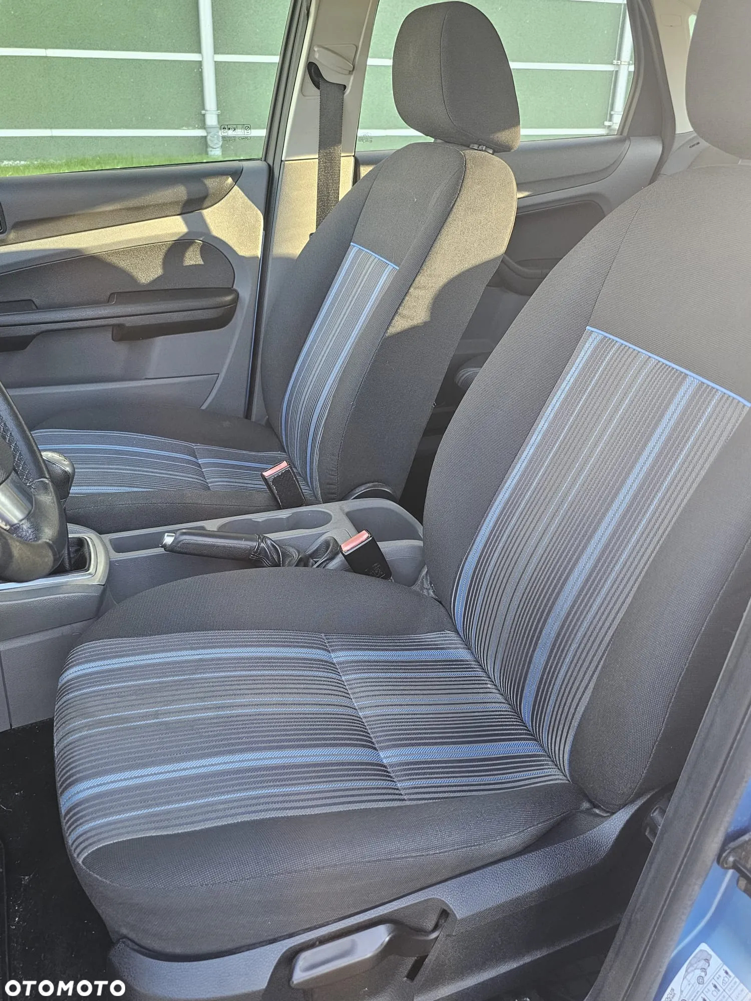 Ford Focus 1.6 16V Ambiente - 9