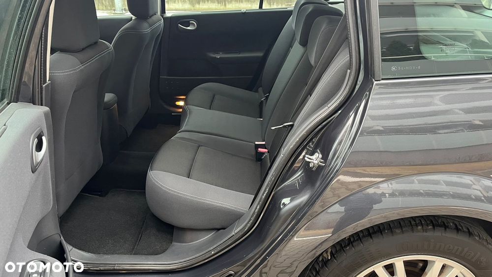 Renault Megane 1.6 Dynamique - 17