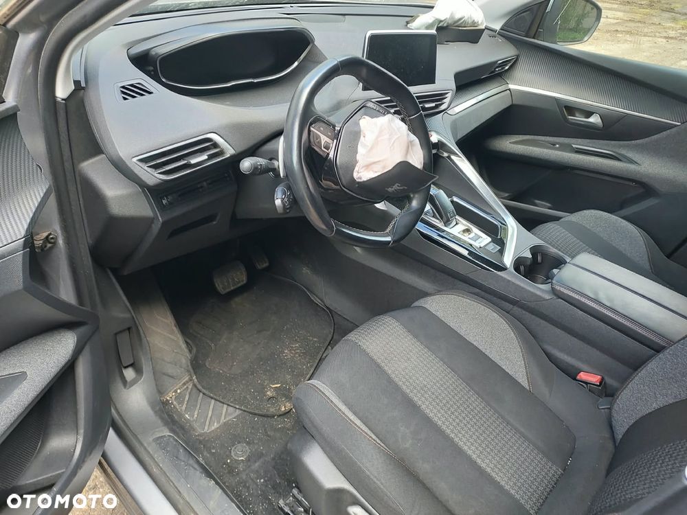 Peugeot 3008 BlueHDi 130 Stop & Start EAT8 Active Pack - 10