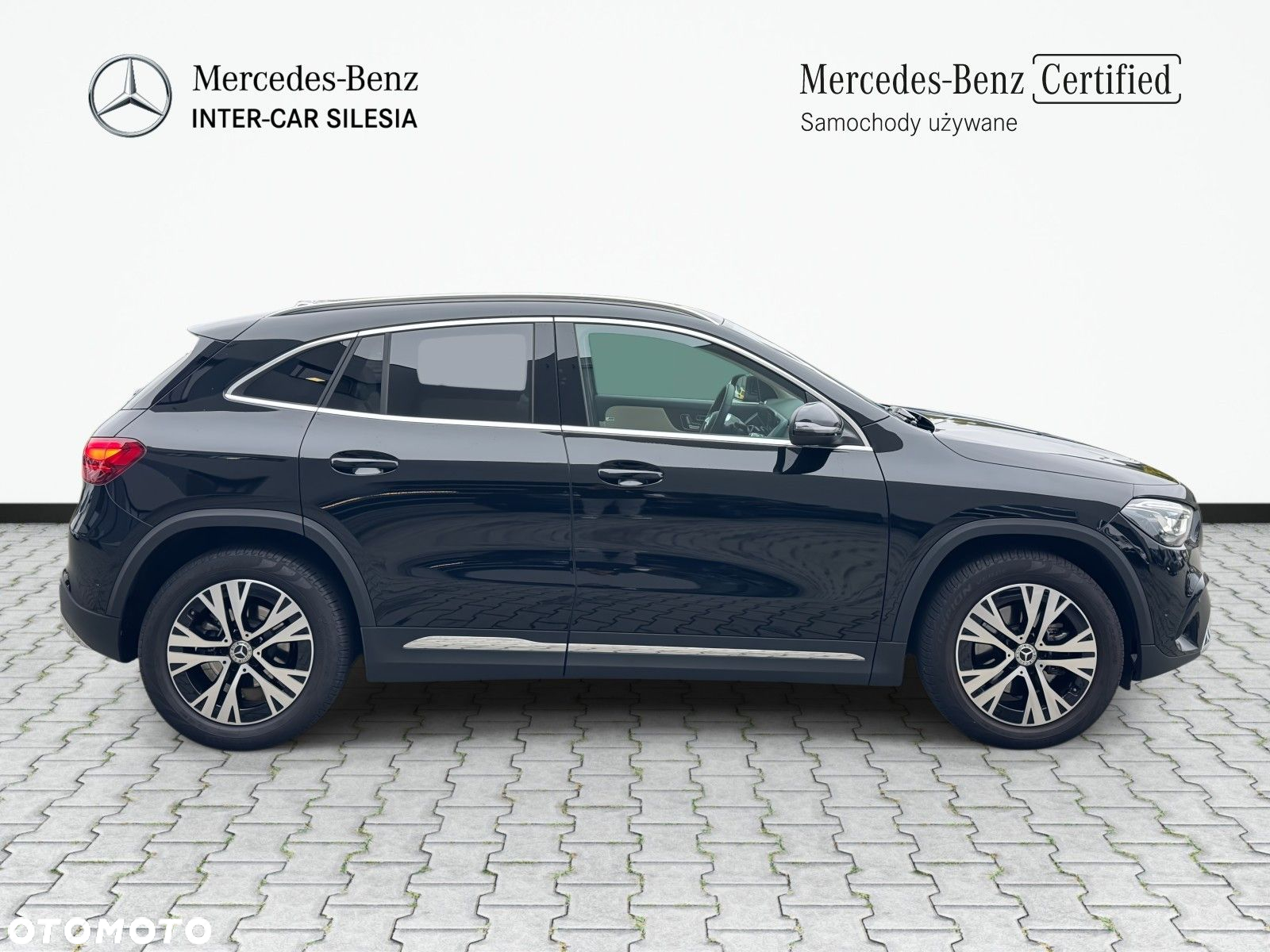 Mercedes-Benz GLA - 4
