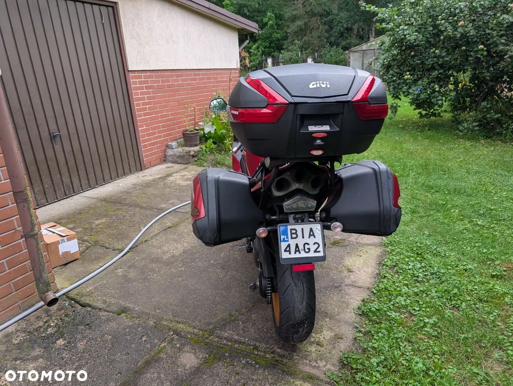 Triumph Sprint - 8
