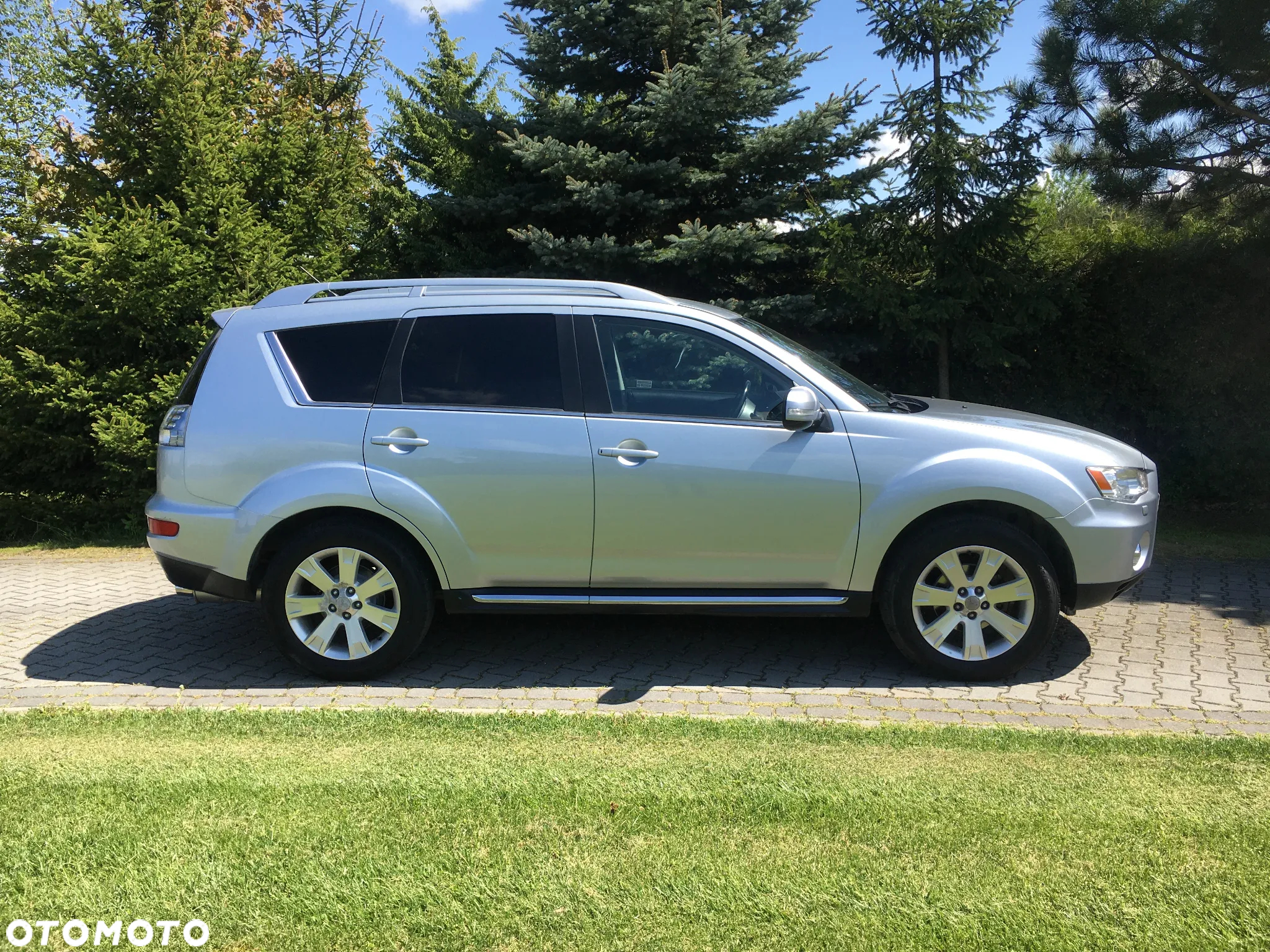 Mitsubishi Outlander 2.4 4WD Intense - 3