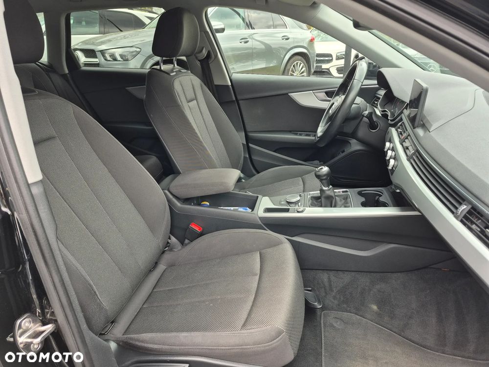 Audi A4 Avant 2.0 TDI - 28