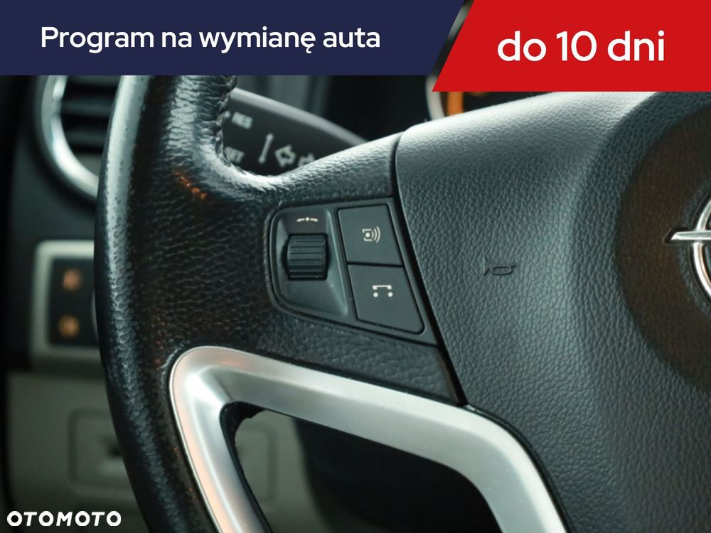 Opel Antara - 17