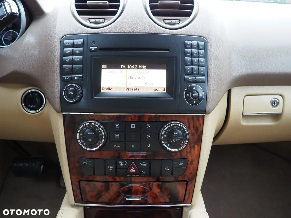 Mercedes-Benz ML - 28