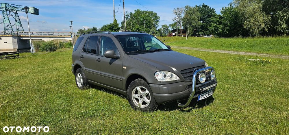 Mercedes-Benz ML - 5