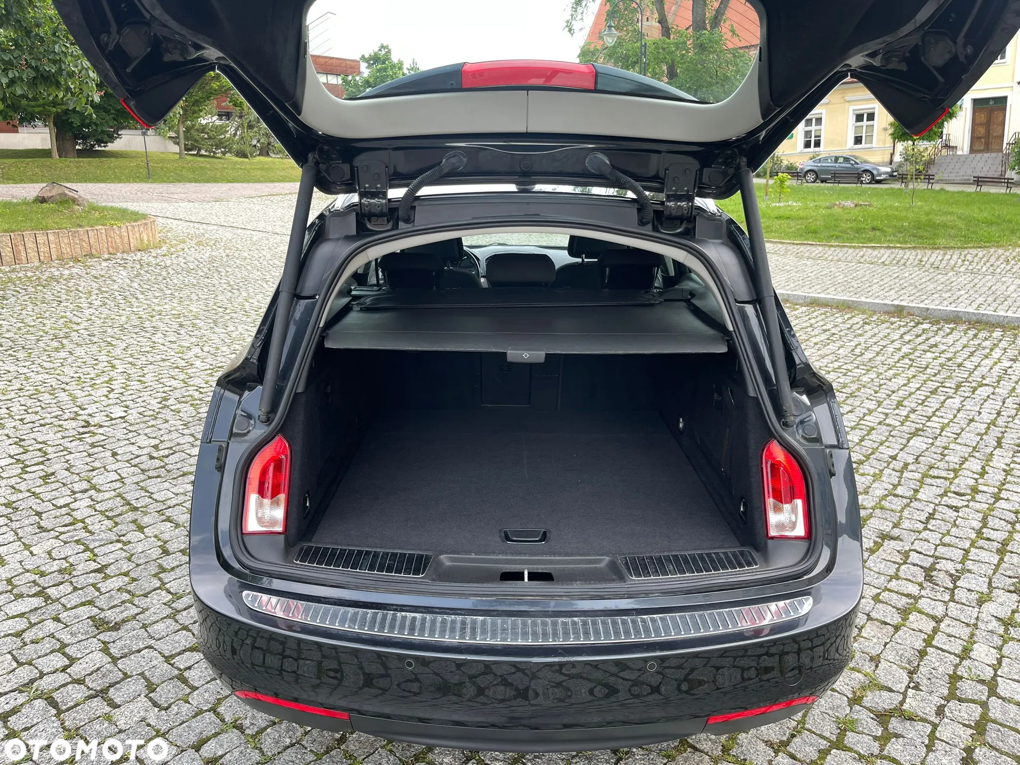 Opel Insignia 1.6 Sports Tourer Design Edition - 15