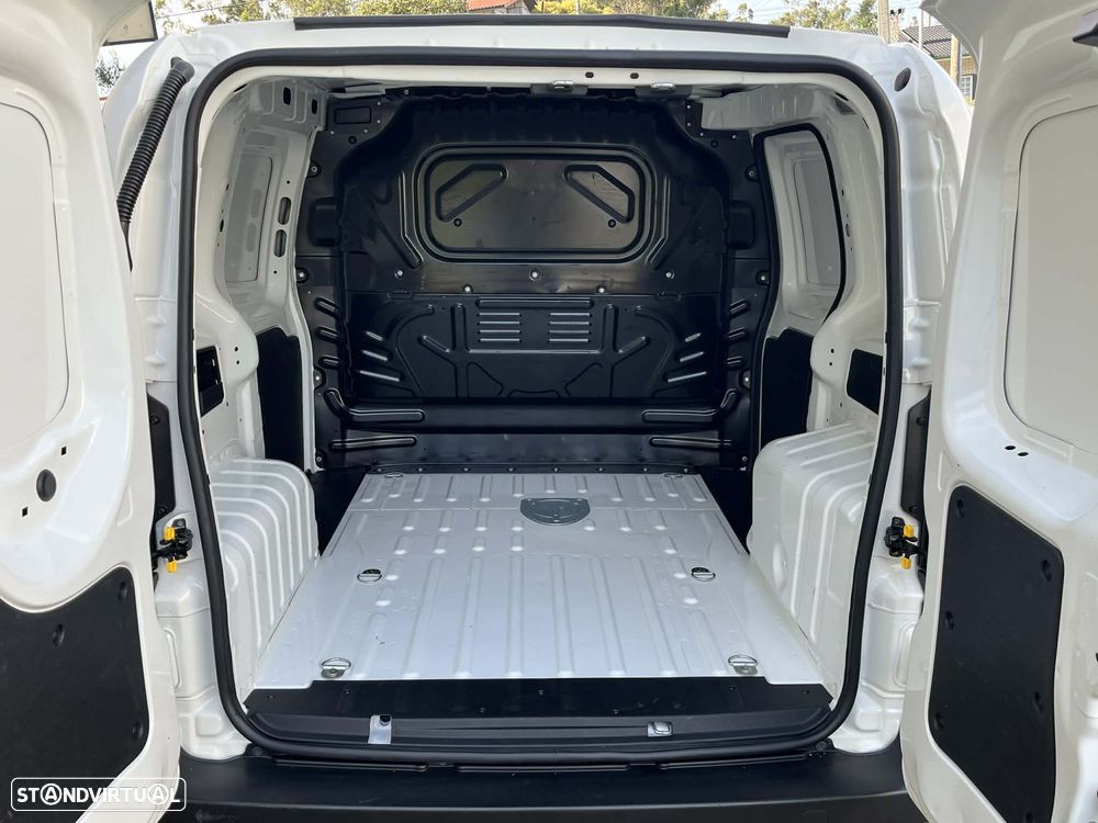 Fiat Fiorino 1.3 M-Jet SX - 25