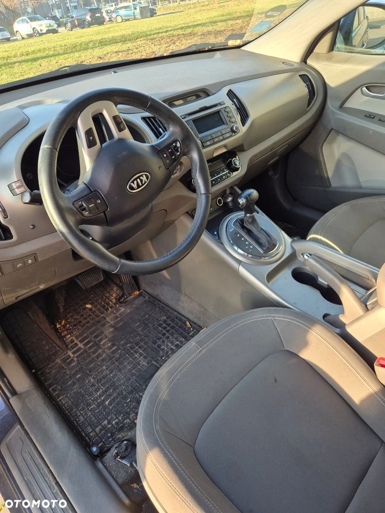 Kia Sportage 2.0 XL 2WD - 12