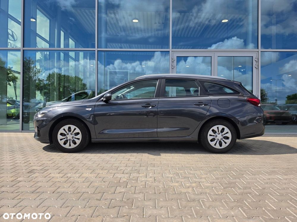 Hyundai i30 1.6 D Classic + - 3