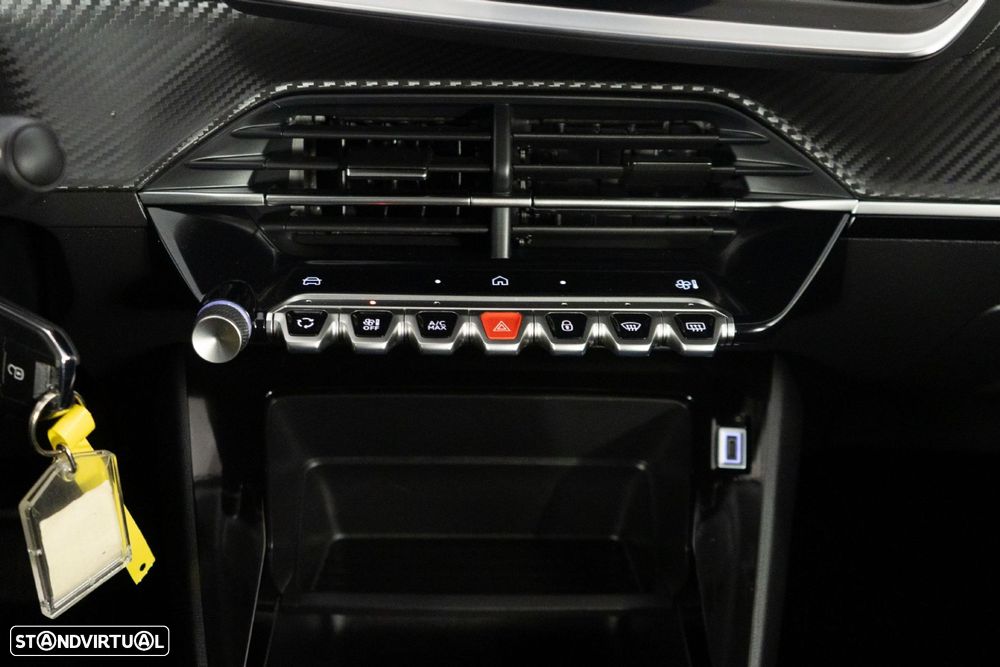 Peugeot 208 1.2 Hybrid Style e-DCS6 - 24