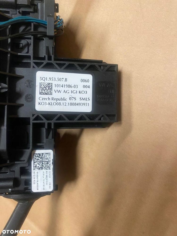 4/ przełącznik zespolony taśma manetki vw 5q1953507b - 4