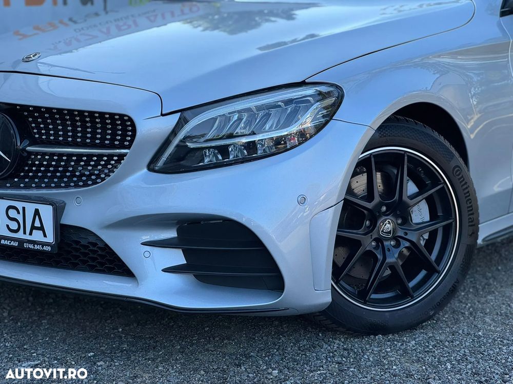 Mercedes-Benz C - 19