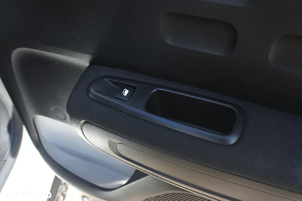 Citroën C3 1.2 PureTech Exclusive - 24