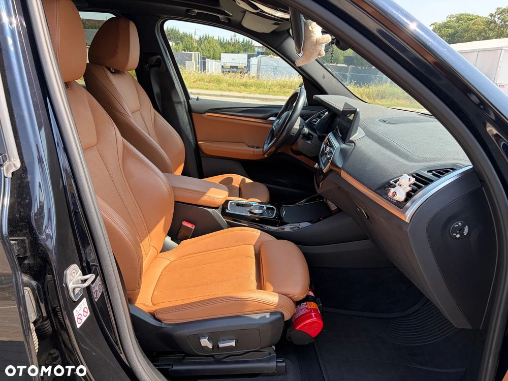 BMW iX3 80kWh Inspiring - 12