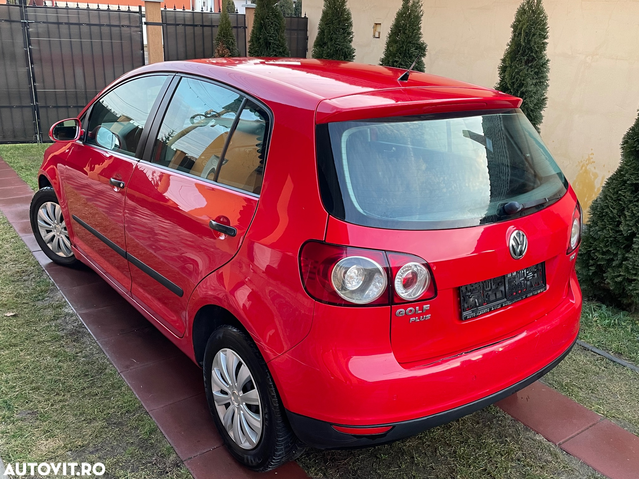 Volkswagen Golf Plus 1.9 TDI Trendline - 10