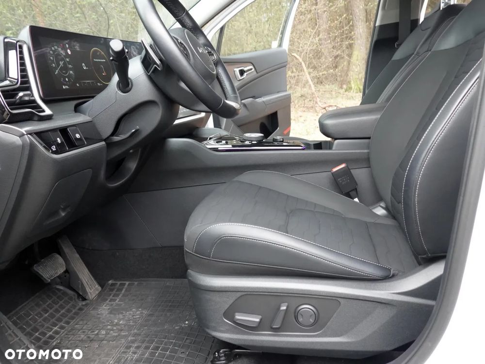 Kia Sportage 1.6 T-GDI MHEV Business Line 2WD DCT - 20