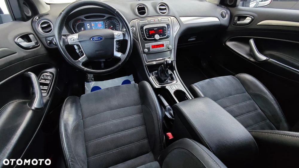 Ford Mondeo 2.0 Titanium X - 2