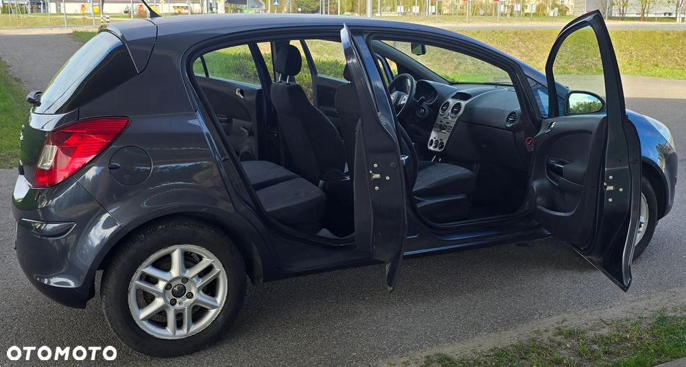 Opel Corsa 1.4 16V Selection 110 Jahre - 13