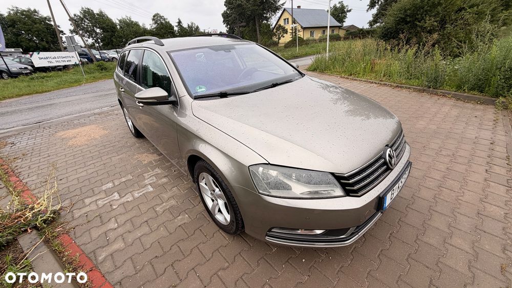 Volkswagen Passat 2.0 TDI BlueMotion Technology Highline - 22
