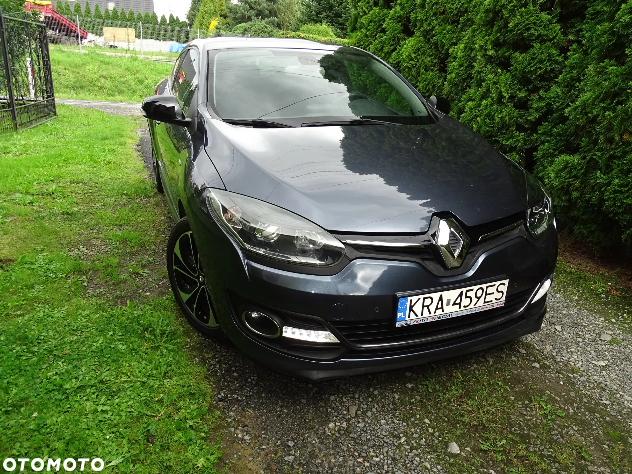 Renault Megane Coupe TCe 130 EDC Bose Edition - 5