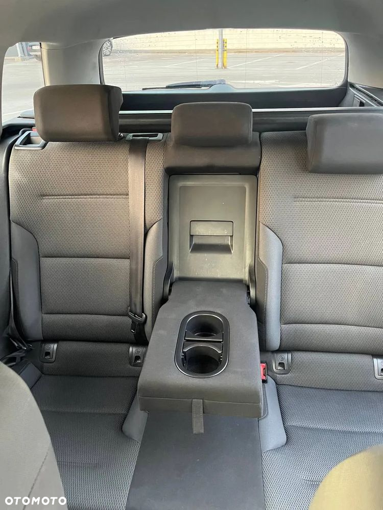 Volkswagen Golf VI 1.6 TDI Comfortline - 14