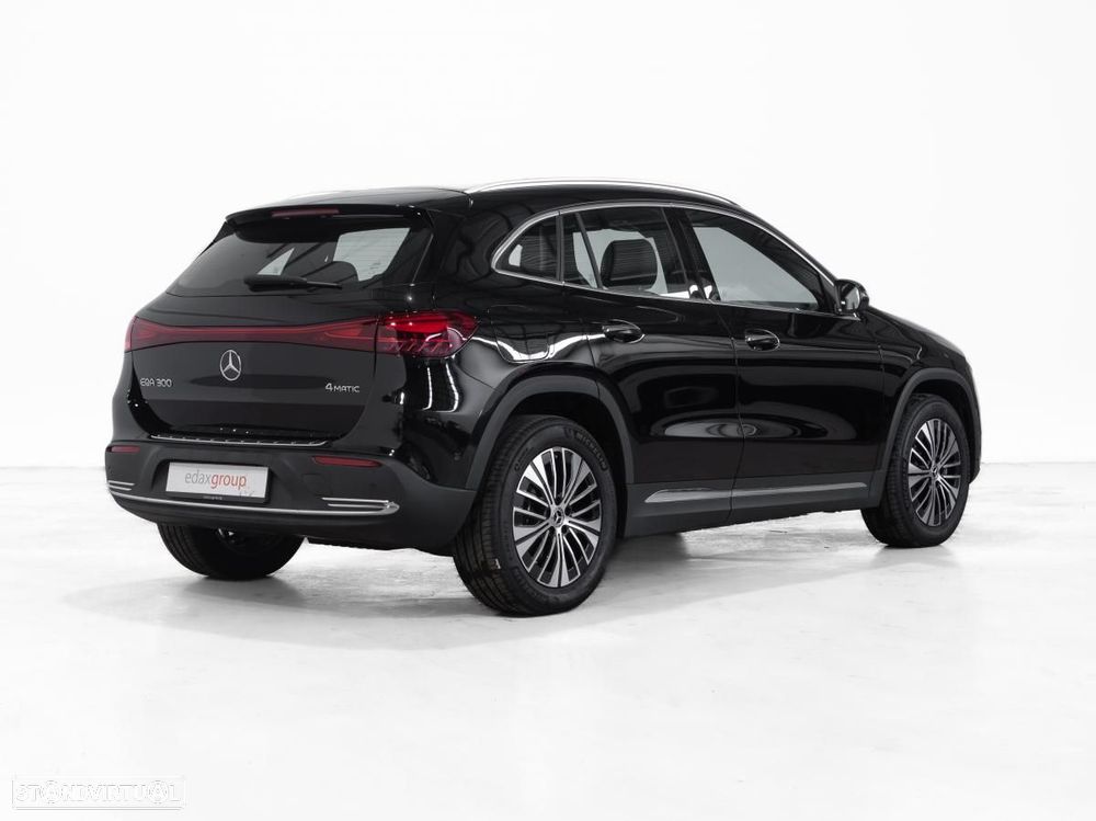 Mercedes-Benz EQA 300 4Matic - 3