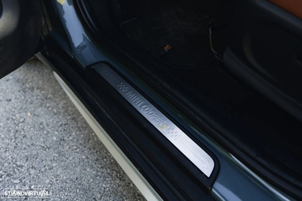 MINI Countryman Cooper SE ALL4 Auto - 30