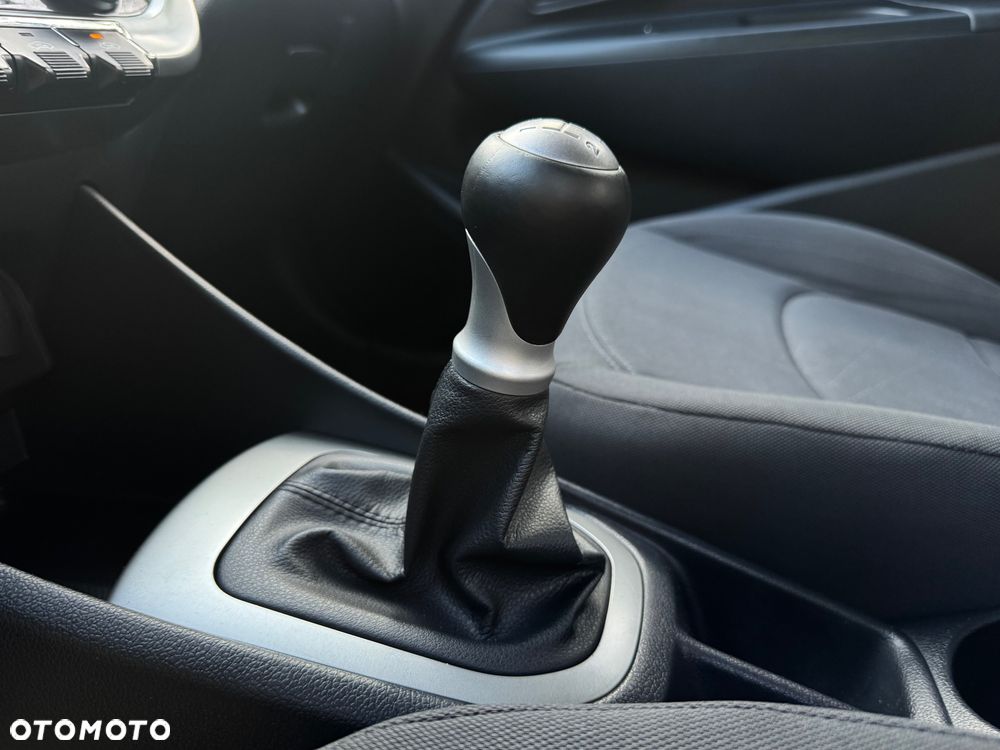 Kia Rio 1.2 Spirit - 13