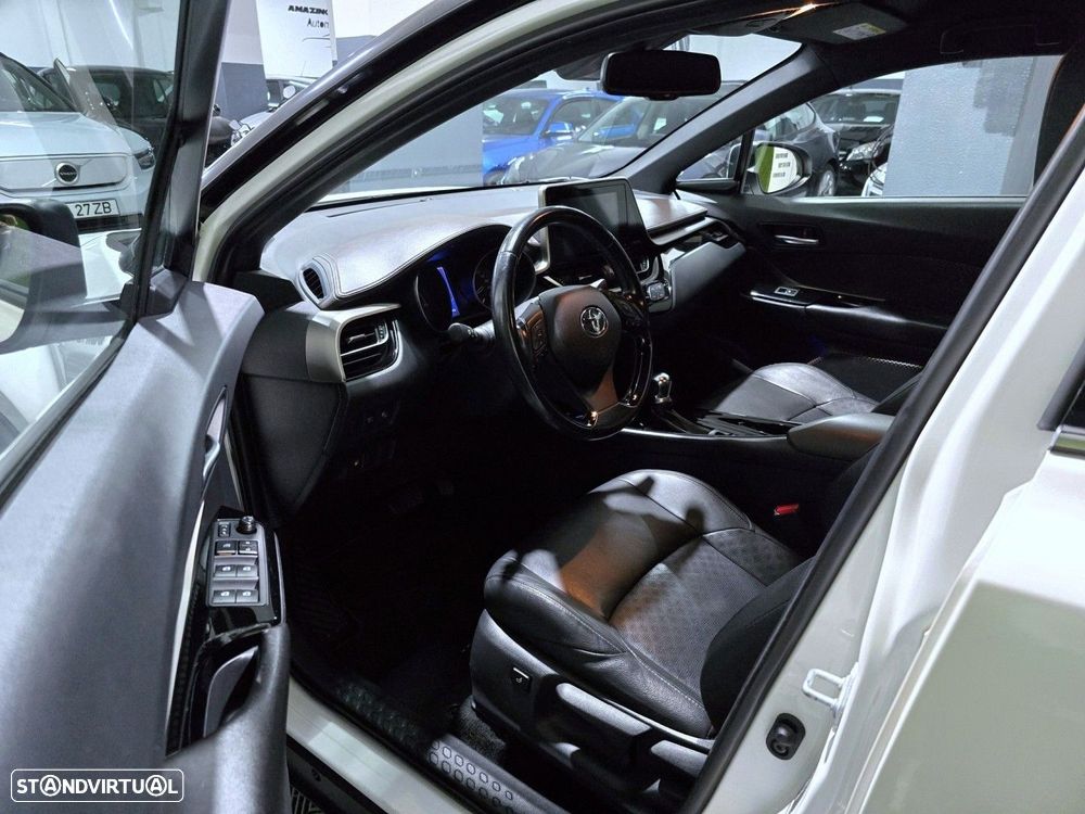 Toyota C-HR 1.8 HSD Lounge - 12