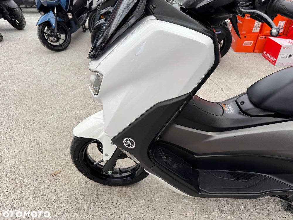 Yamaha NMAX - 14