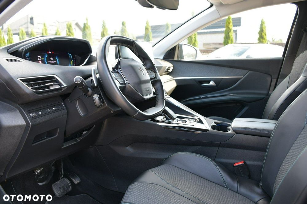 Peugeot 3008 1.6 PureTech Hybrid PHEV Allure Pack S&S EAT8 - 14
