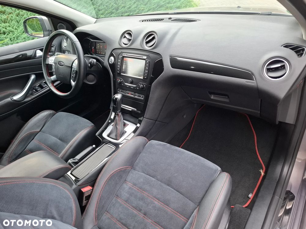 Ford Mondeo 2.0 T Titanium S - 27