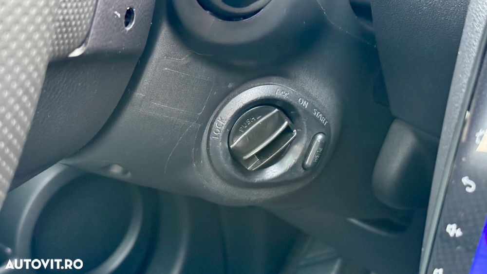 Nissan Qashqai 2.0 dCi DPF tekna - 14