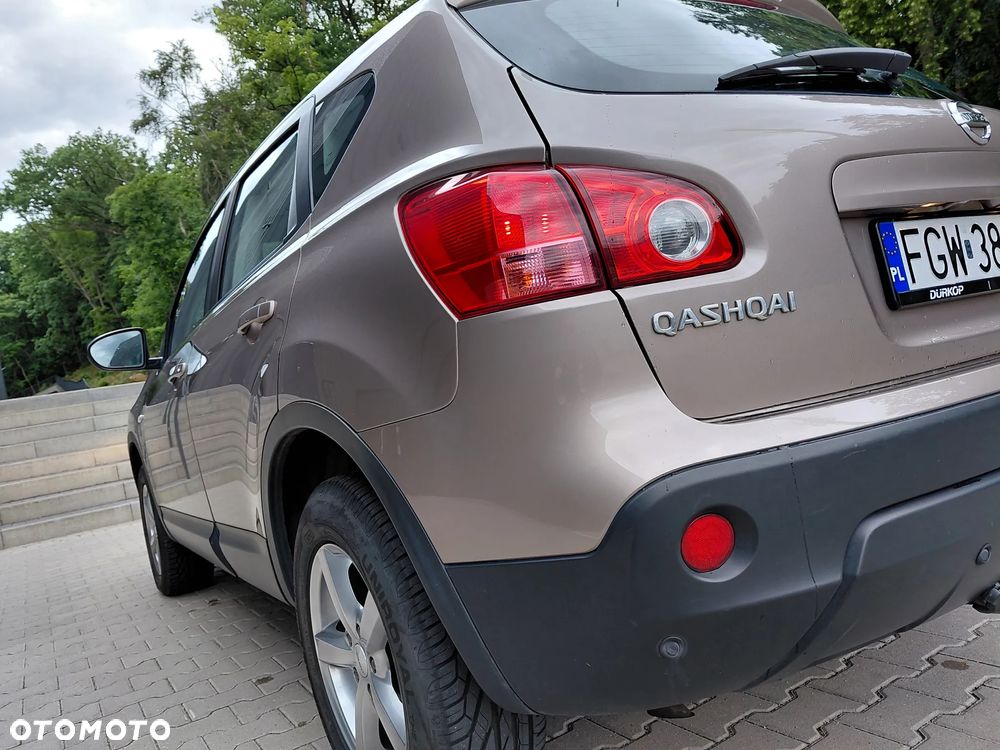 Nissan Qashqai 2.0 Tekna CVT - 25