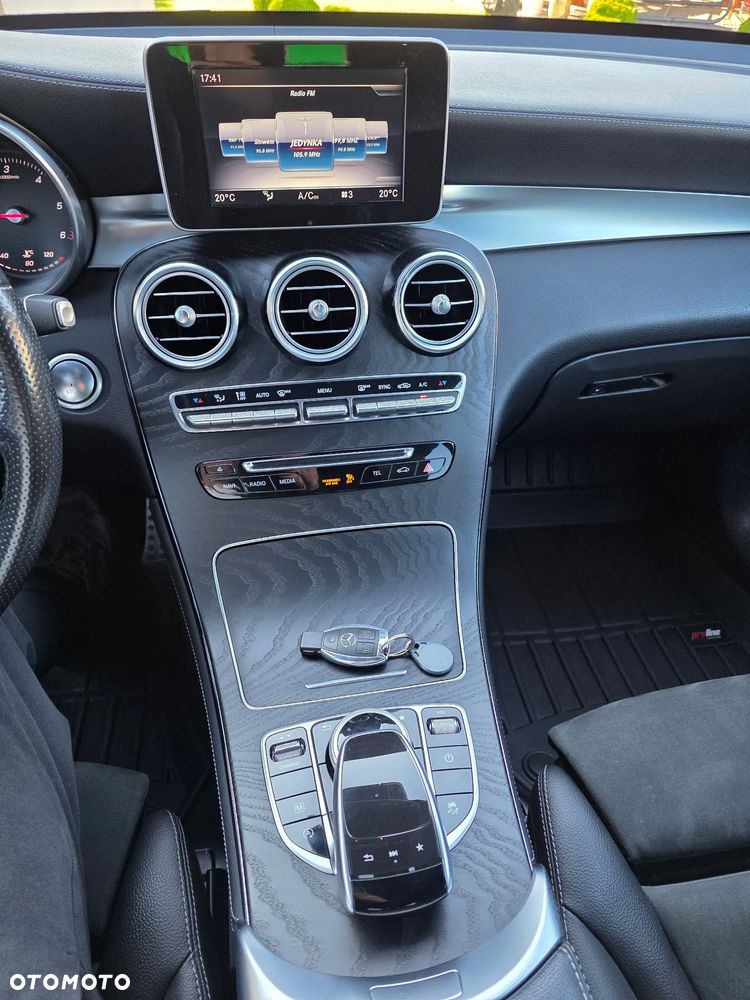 Mercedes-Benz GLC 220 d 4-Matic - 23