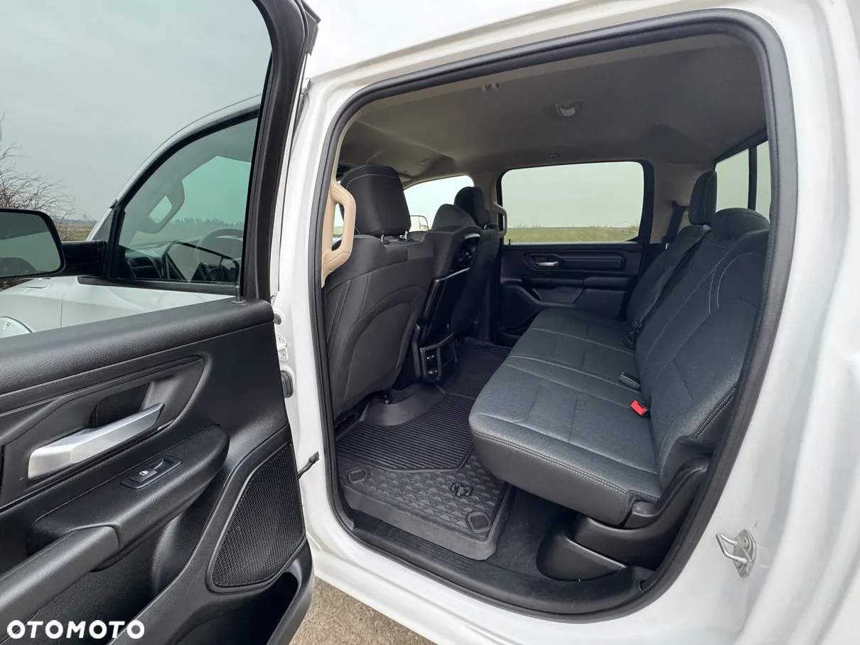 Dodge RAM 1500 5.7 4x4 - 24