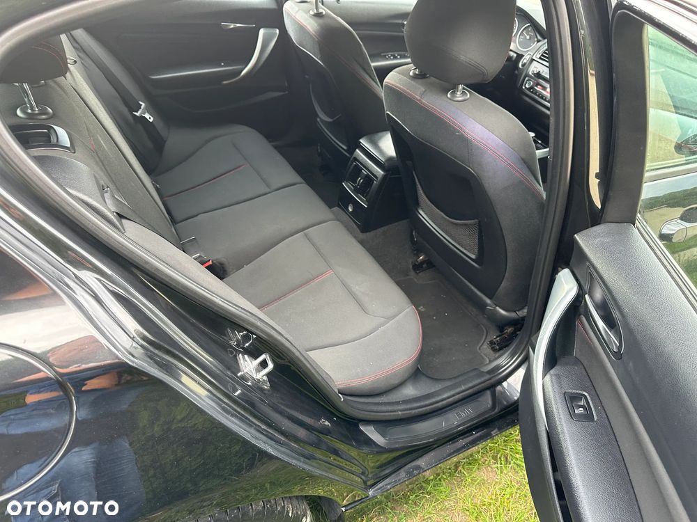 BMW Seria 1 116d DPF - 16