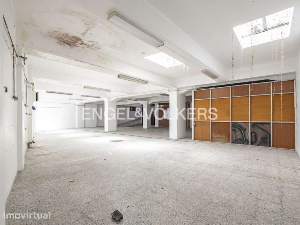 Armazém para Arrendamento - Buraca | 280 m² - Grande imagem: 5/26