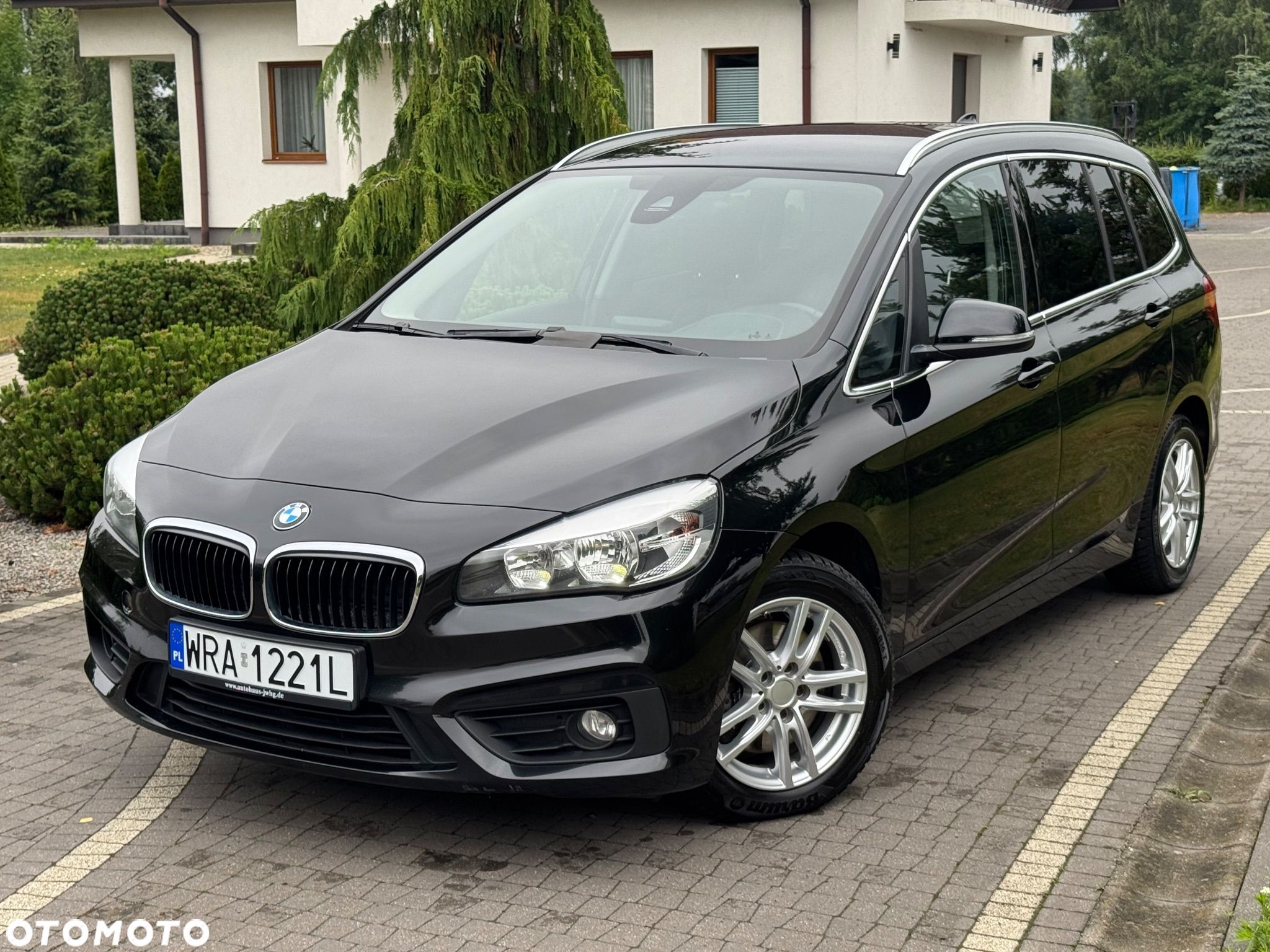 BMW Seria 2 218d Active Tourer - 1
