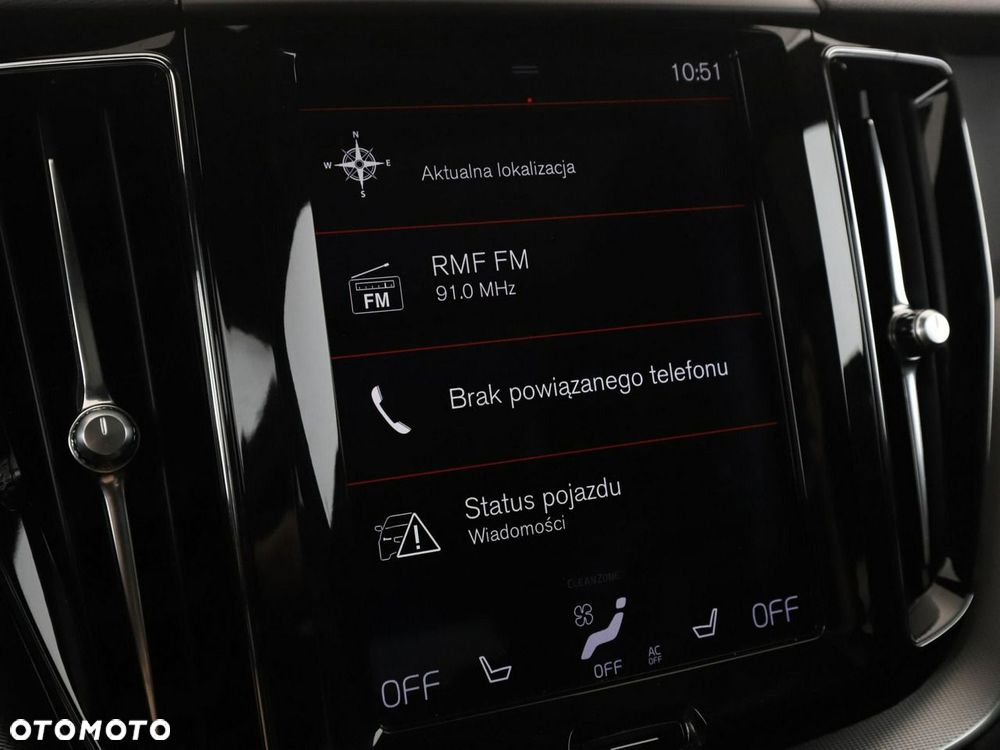 Volvo XC 60 D4 R-Design - 24
