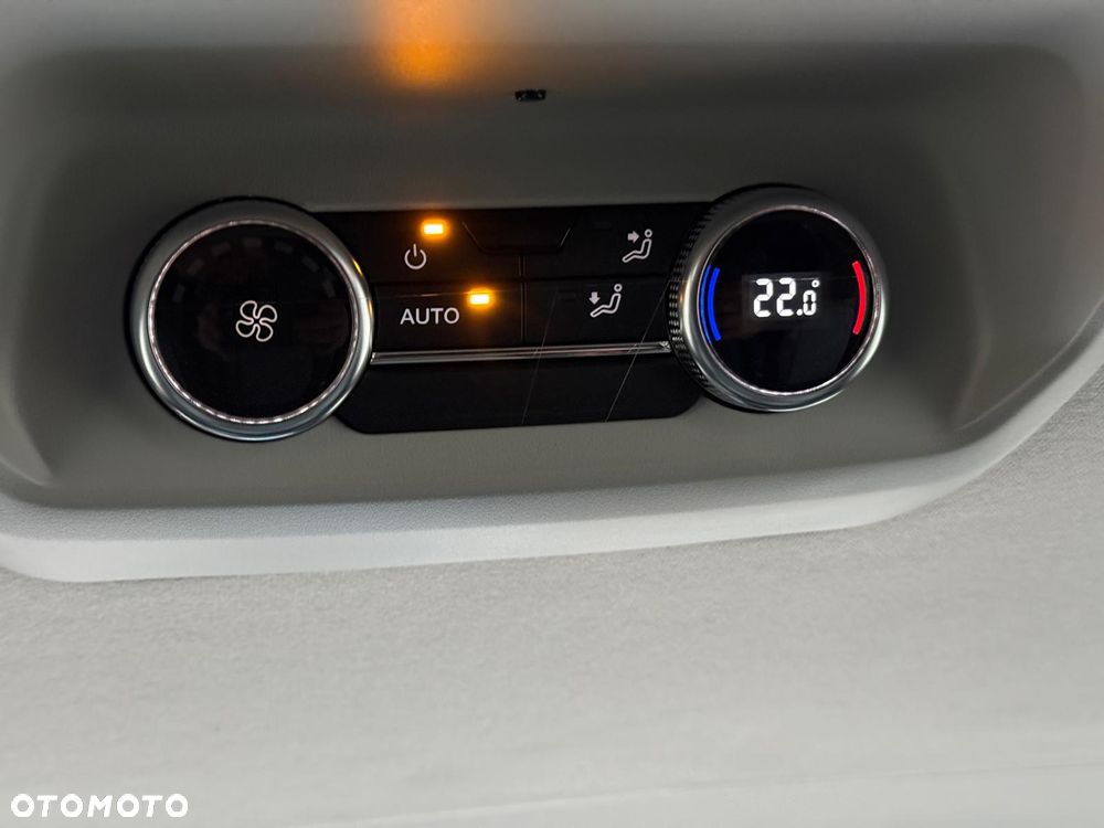 Volkswagen Caravelle 2.0 TDI L2 - 30